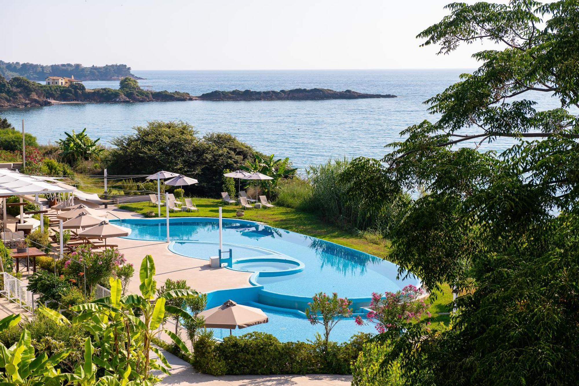 Mare Dei Suites Hotel Ionian Resort Skafidia Bagian luar foto