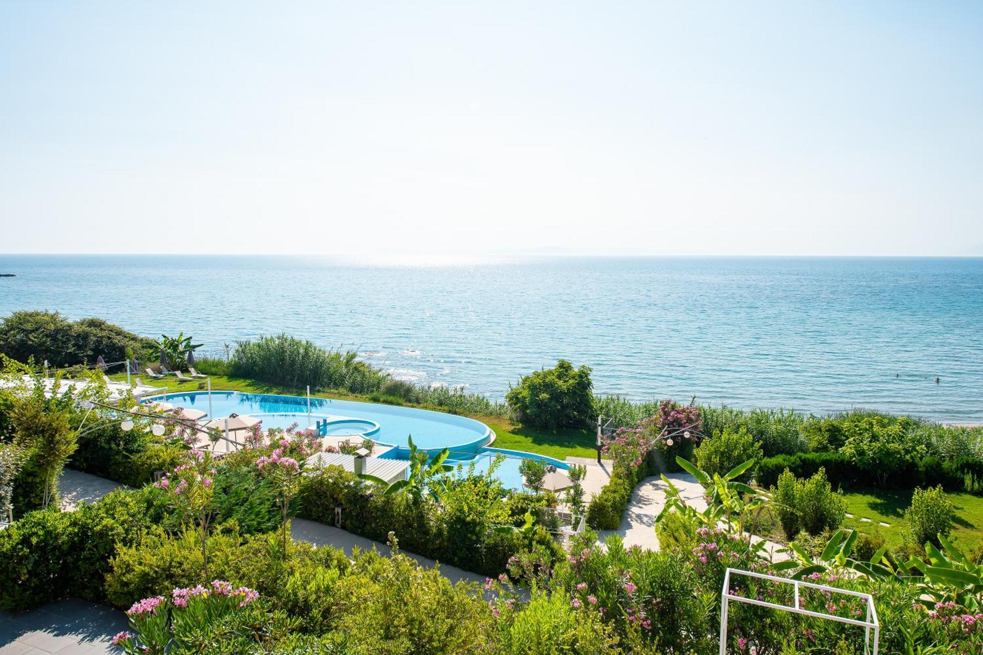 Mare Dei Suites Hotel Ionian Resort Skafidia Bagian luar foto